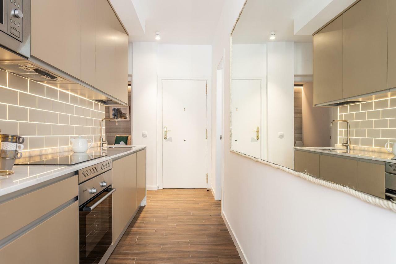 Waou Sol Es Mia - Corta Duracion Apartment Madrid Bagian luar foto